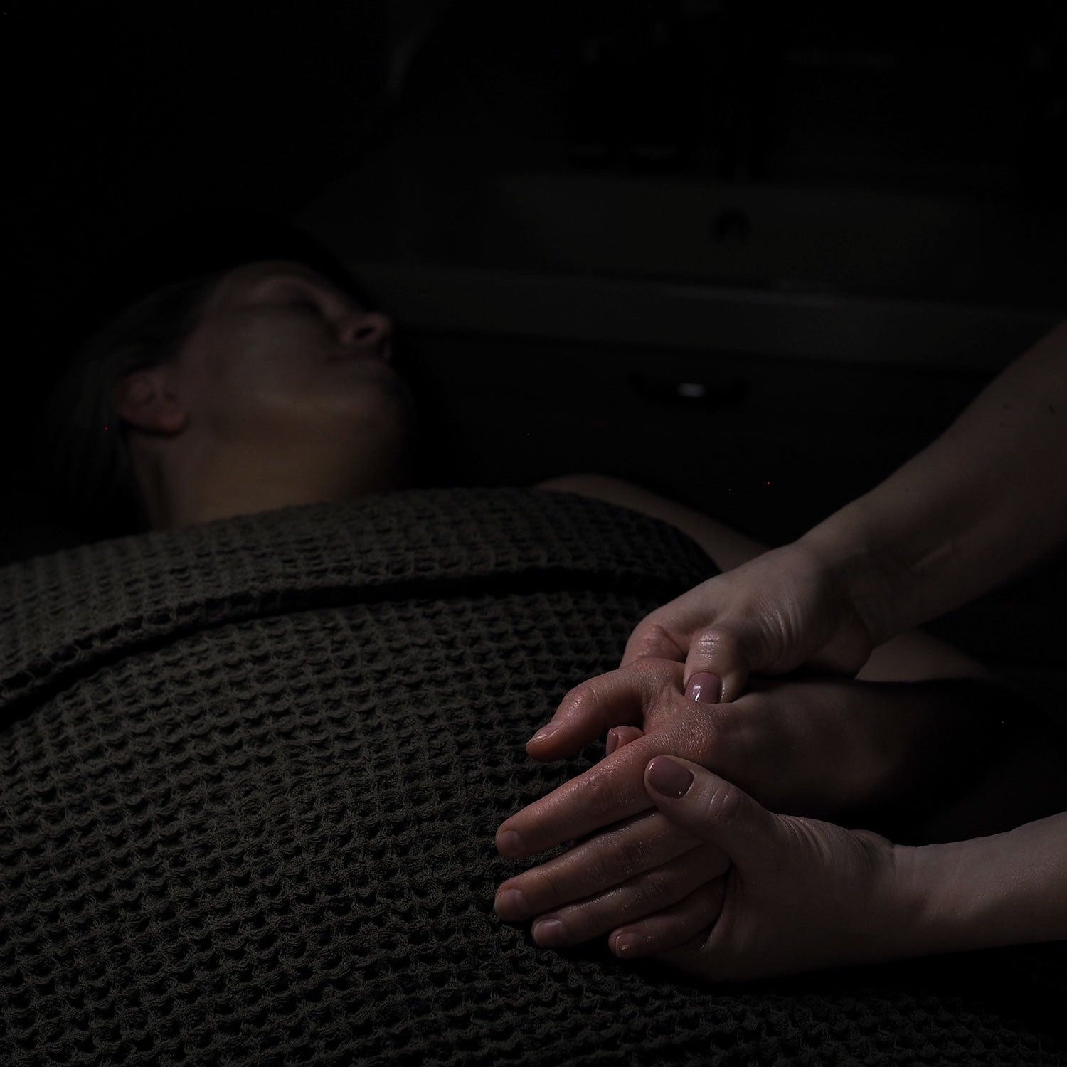 Ylellinen Käsihoito | Oulu